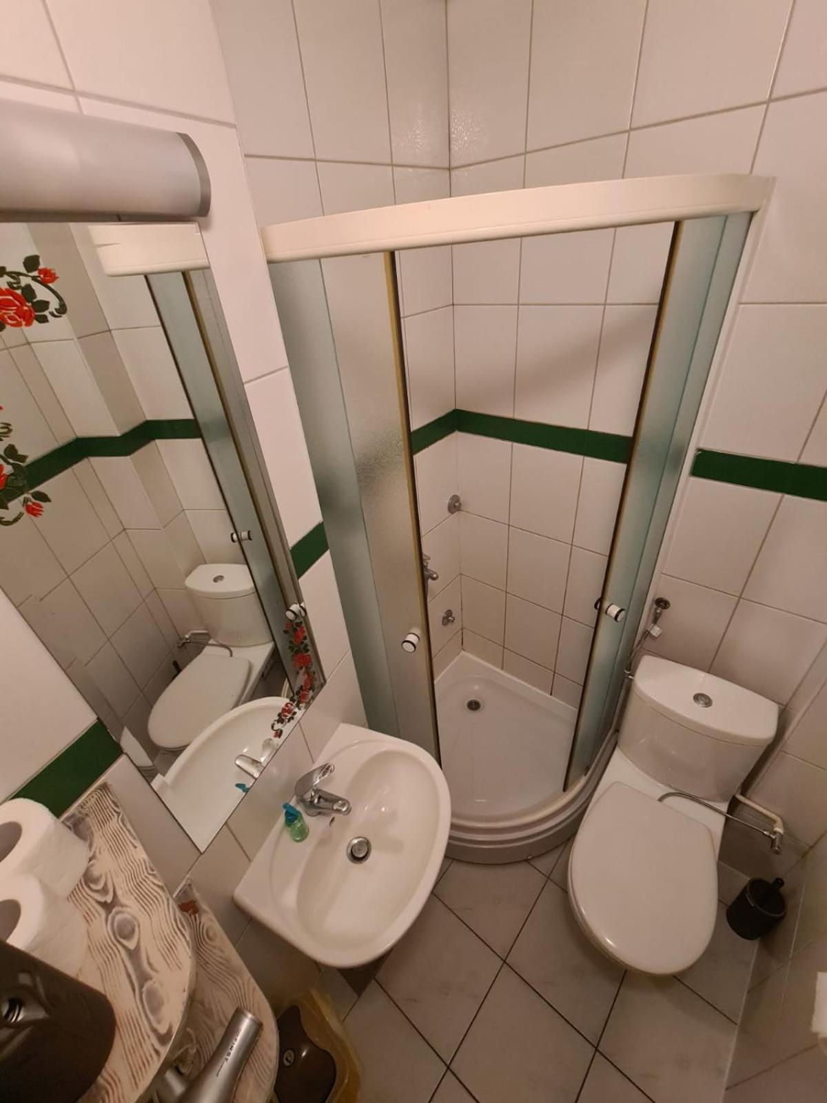 Guesthouse Nia Deluxe Sarajevo Habitación foto